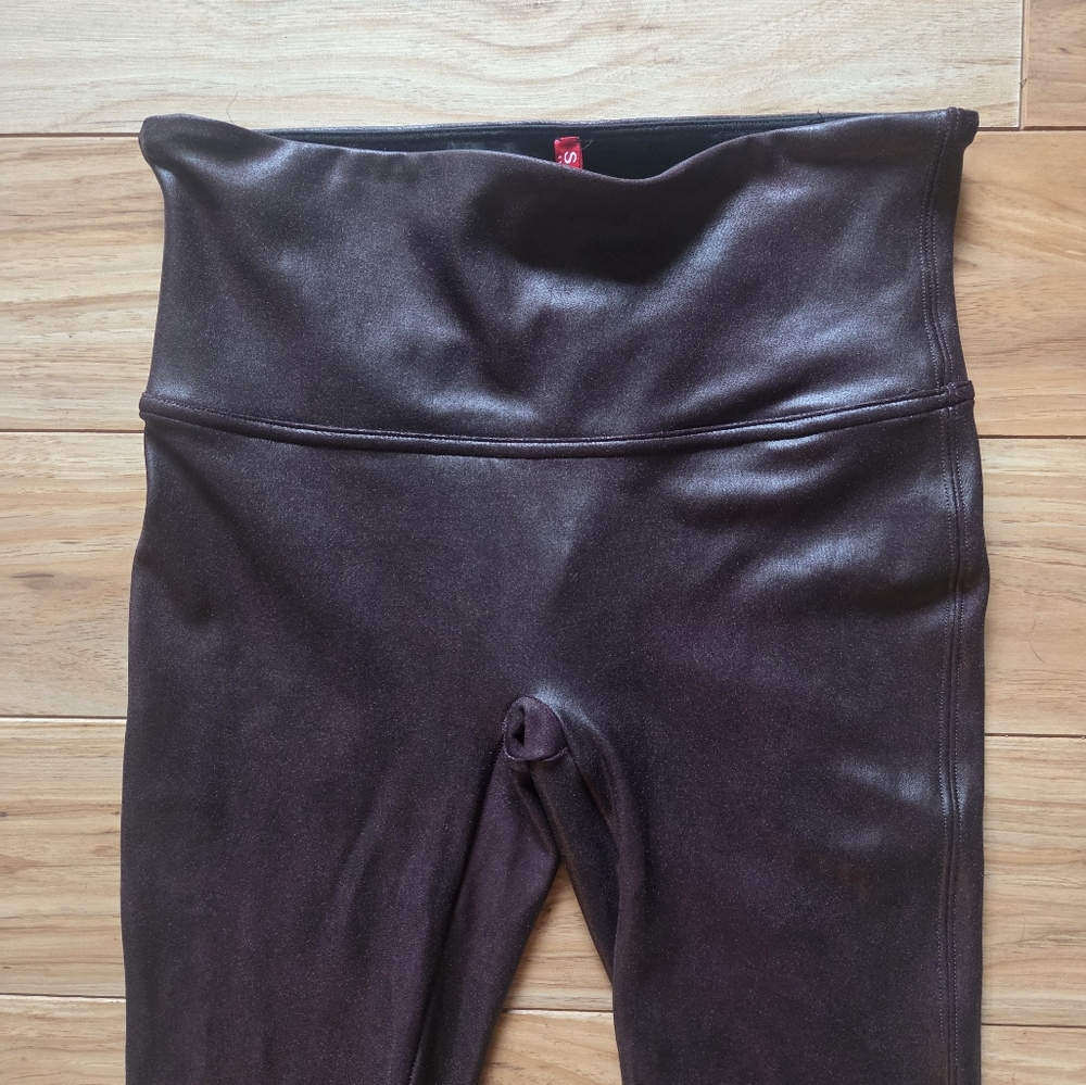 Spanx Maroon Shiny Leggings Size M - Picture 3 of 7